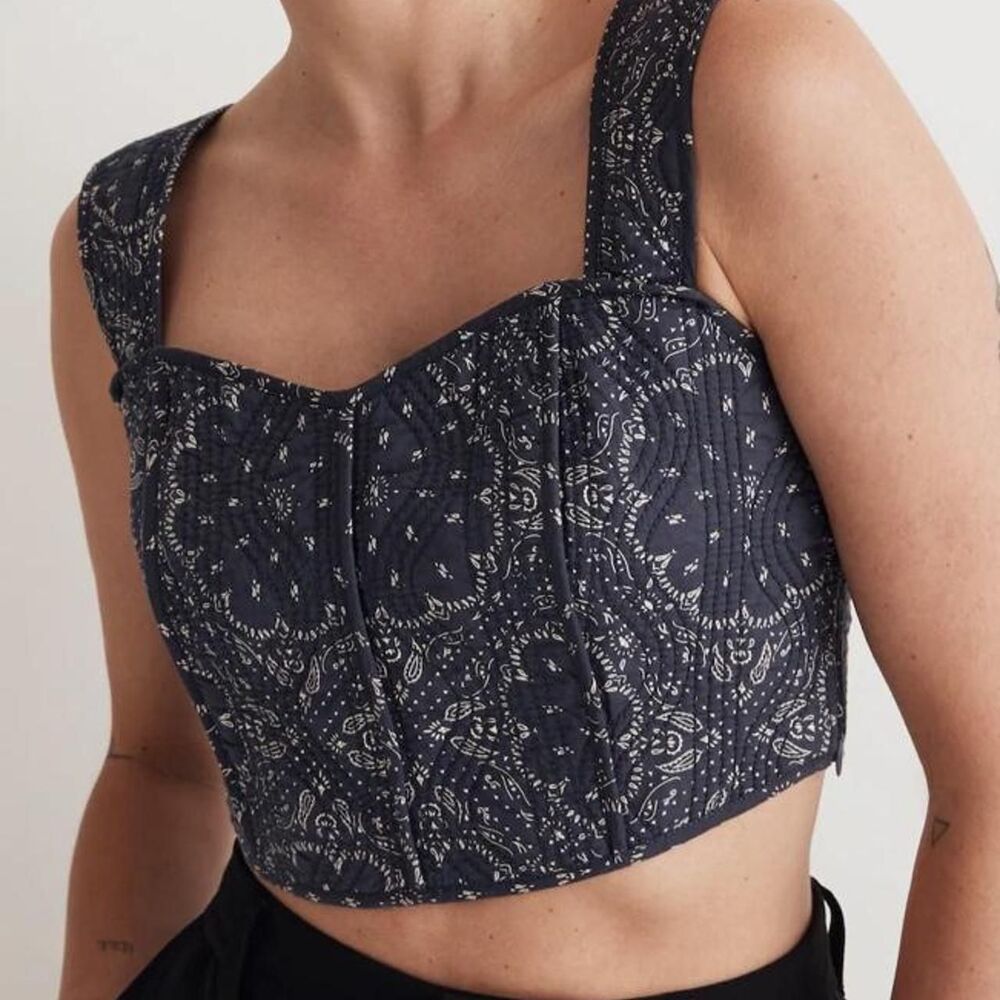 Madewell navy blue quilted sweetheart crop top with white paisley print